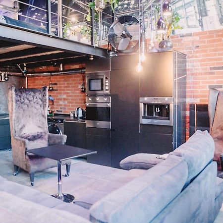 日拉尔杜夫Loft Przedzalnia公寓 外观 照片